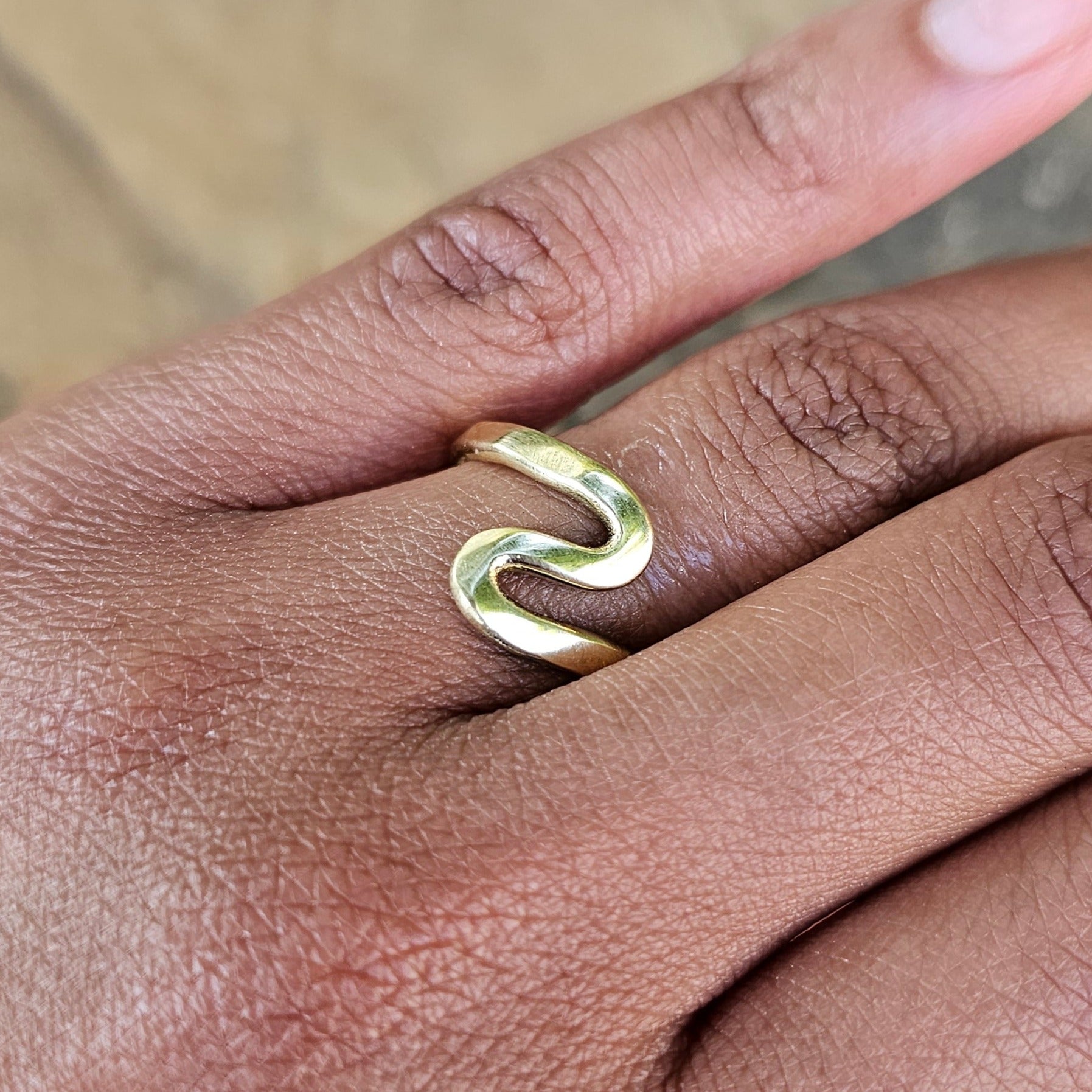 The Wave Adjustable Brass Ring