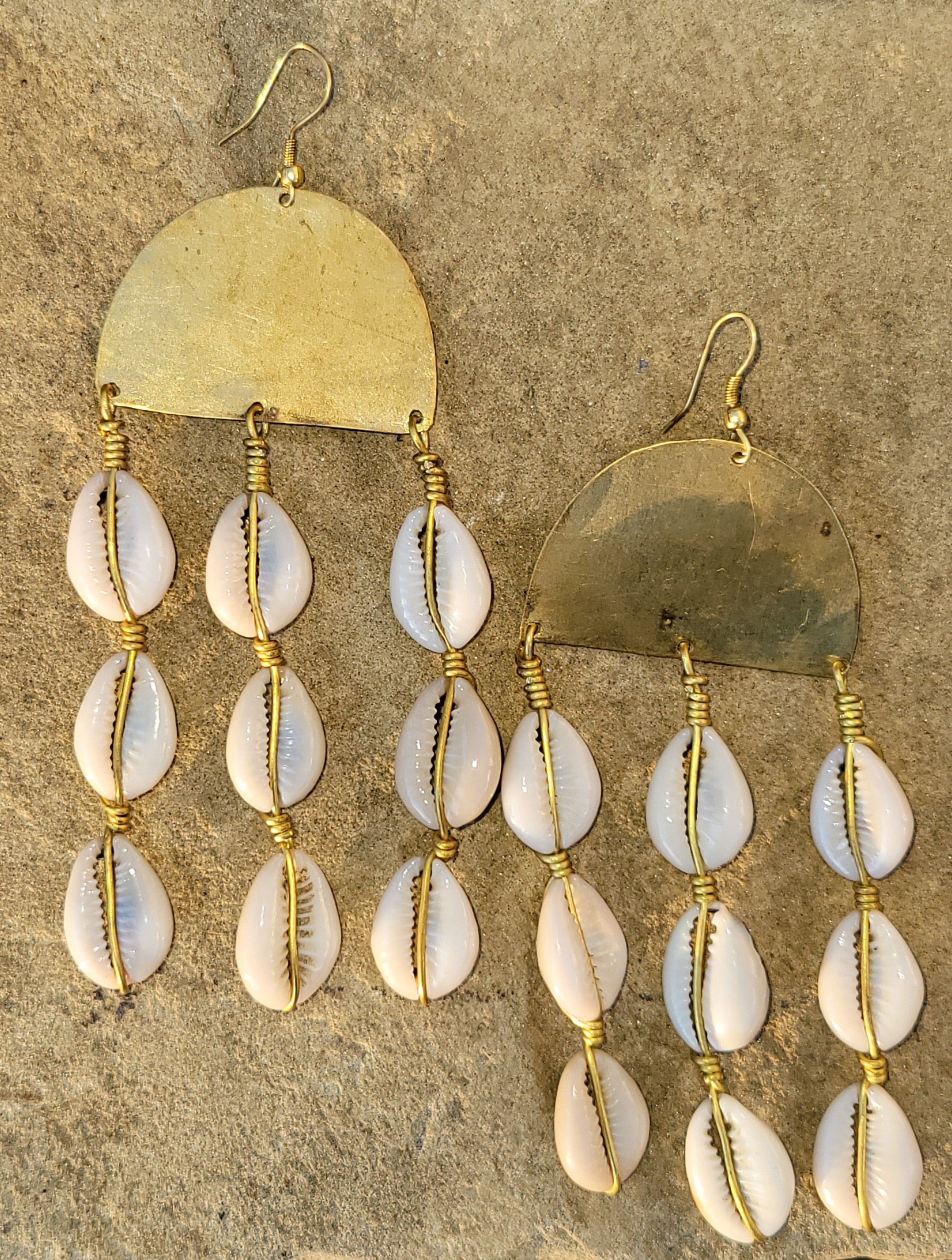 Smooth Cowrie Shell Curtain Earrings