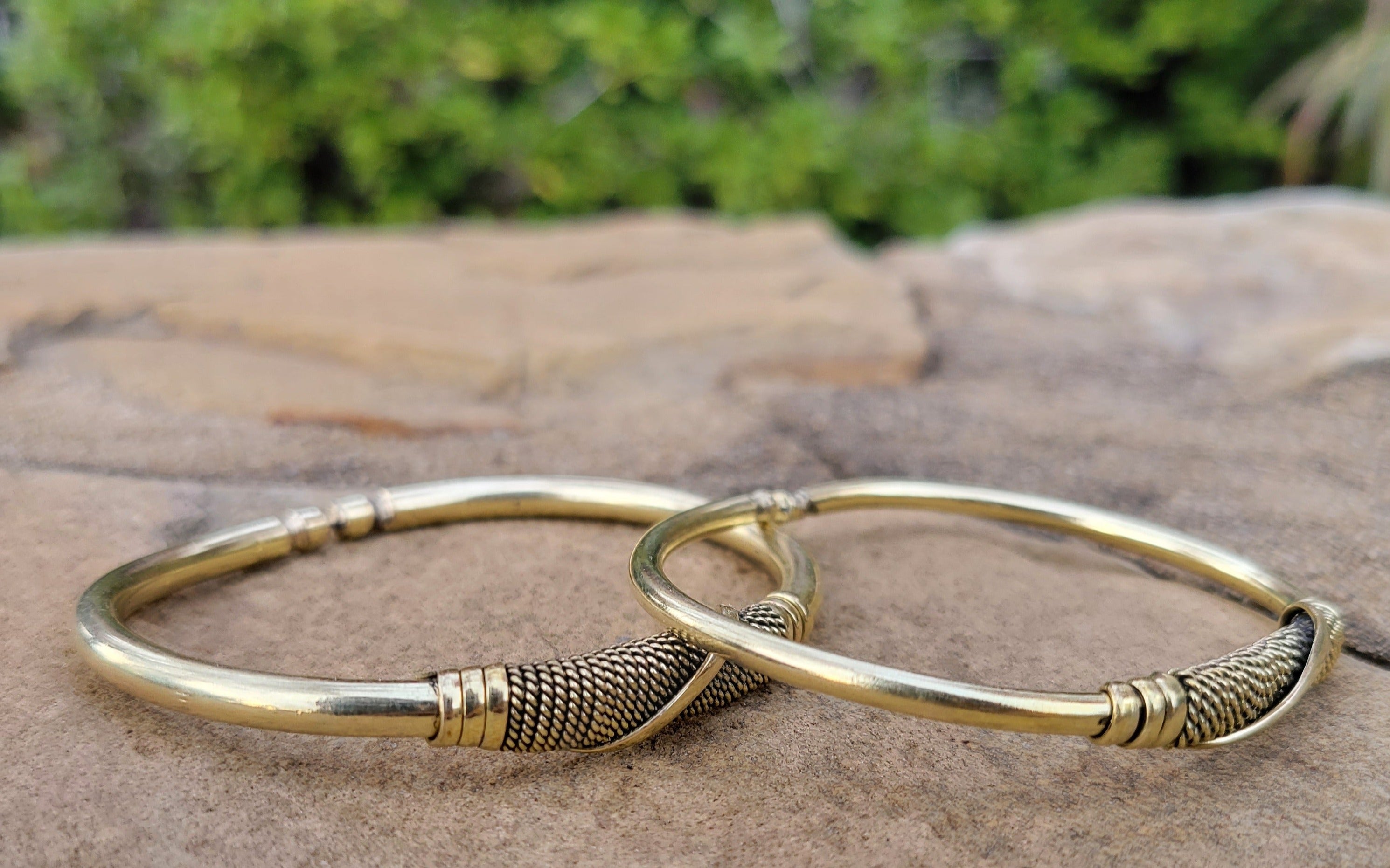 Thin Wrap Design Unisex Brass Bracelet